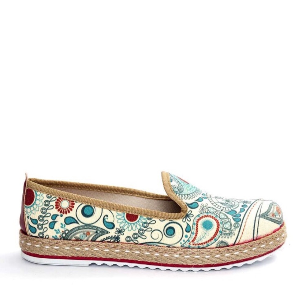 NWOB Goby Paisley Printed Platform Slip-On Sneaker Final sale